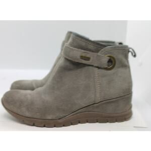 Bionica Women's Ocala Gray All Weather Suede Ankle Boots sz 7.5M